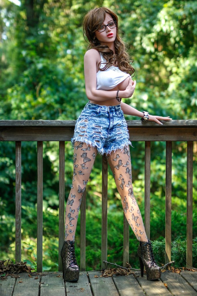 kimberley-sexy-tpe-doll-3