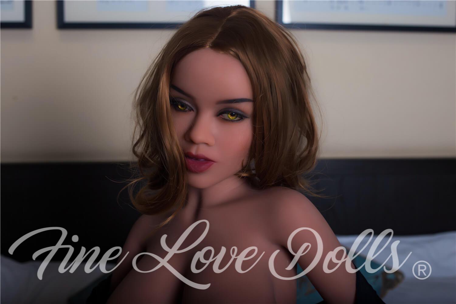 SYBIL-SEXY-TPE-LOVE-DOLL-4