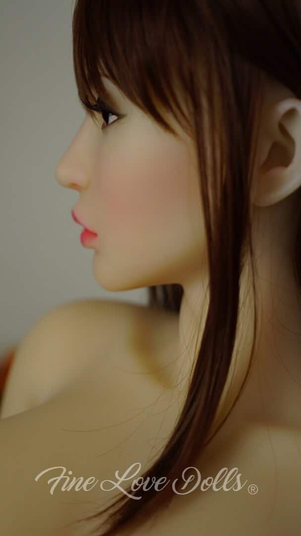 Miyuki-Piper-doll-160-totalement-nue-17
