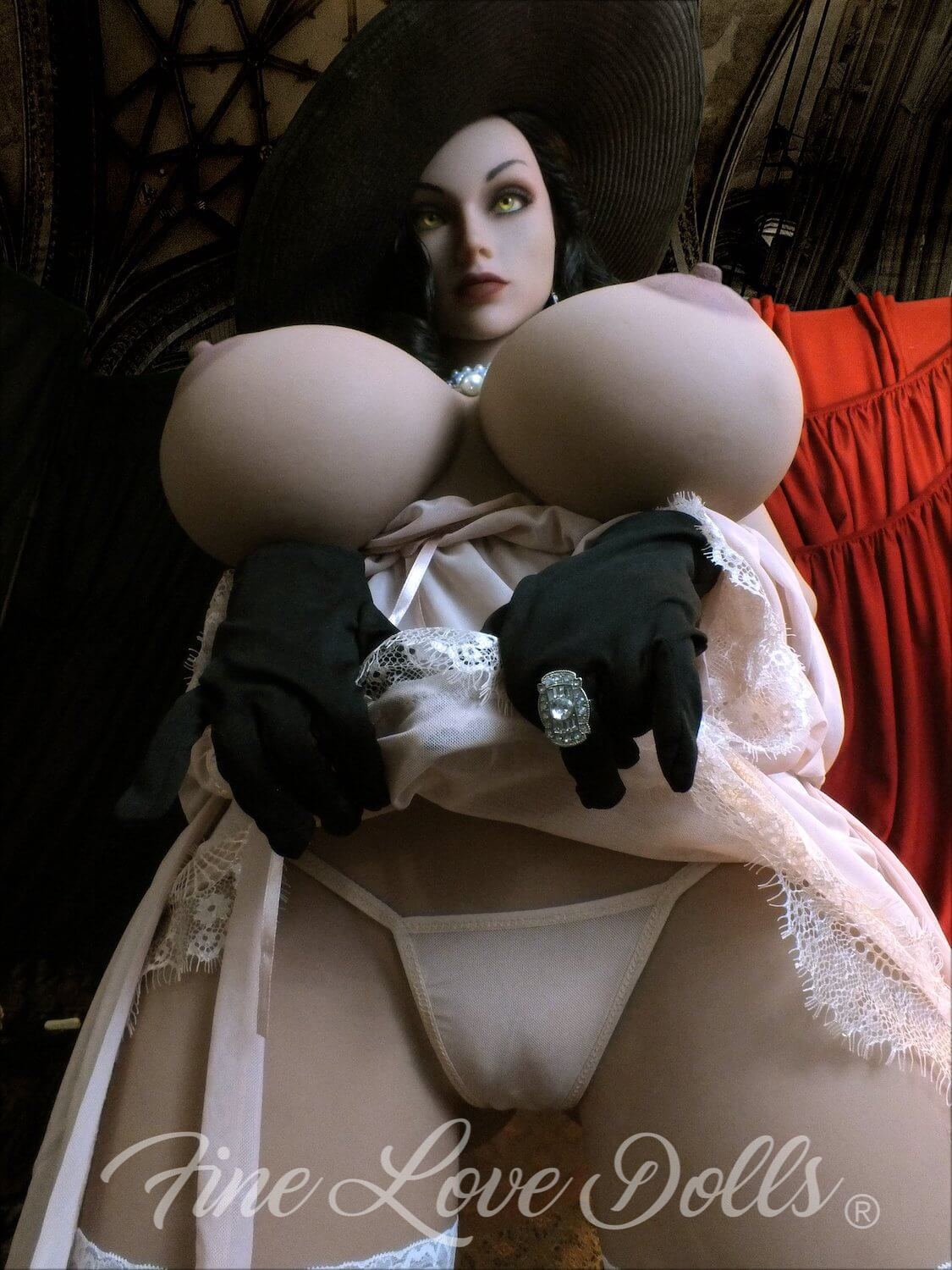 yl-doll-160cm-head-356-alcina-dimitrescu-10