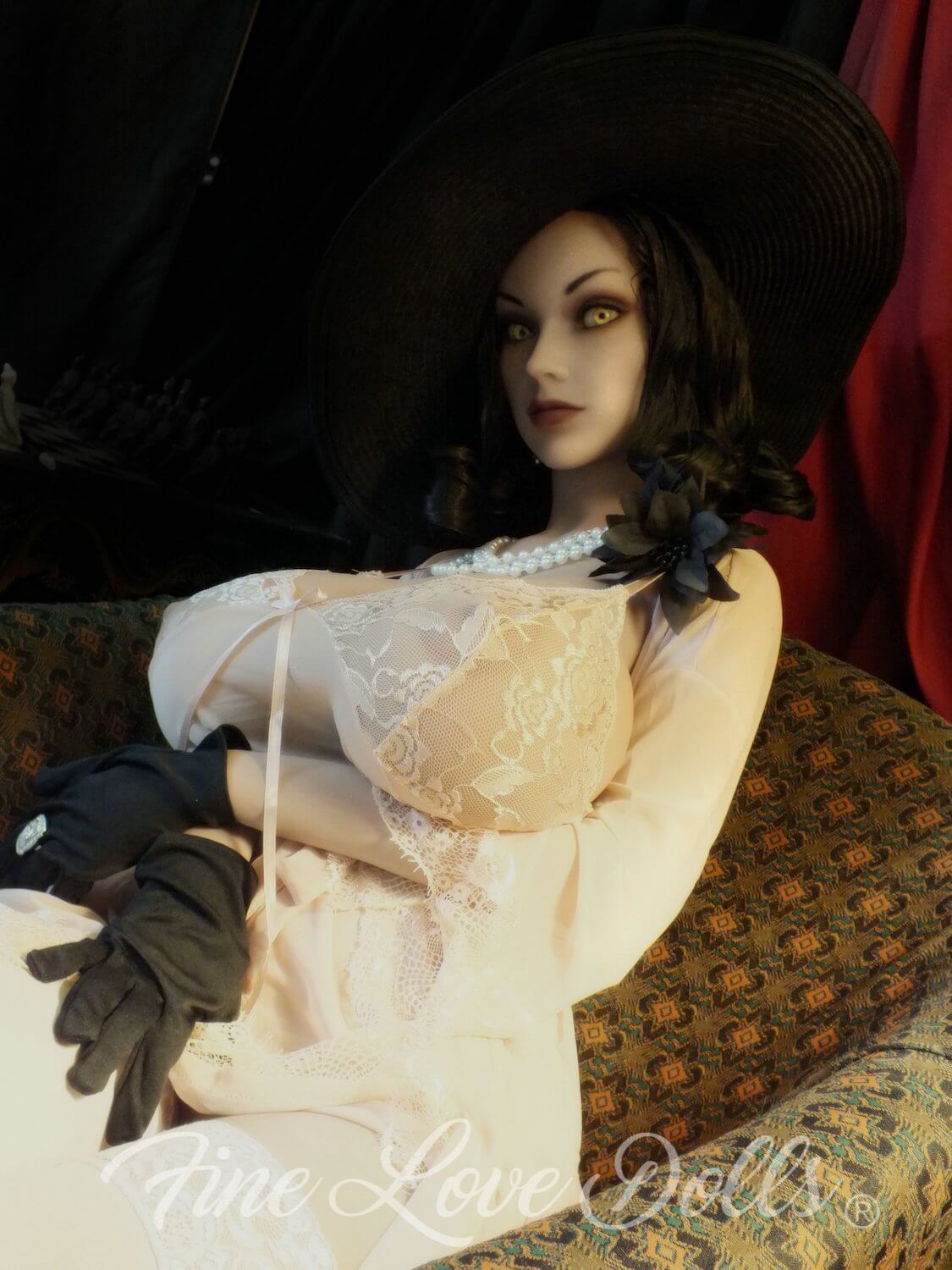 yl-doll-160cm-head-356-alcina-dimitrescu-2