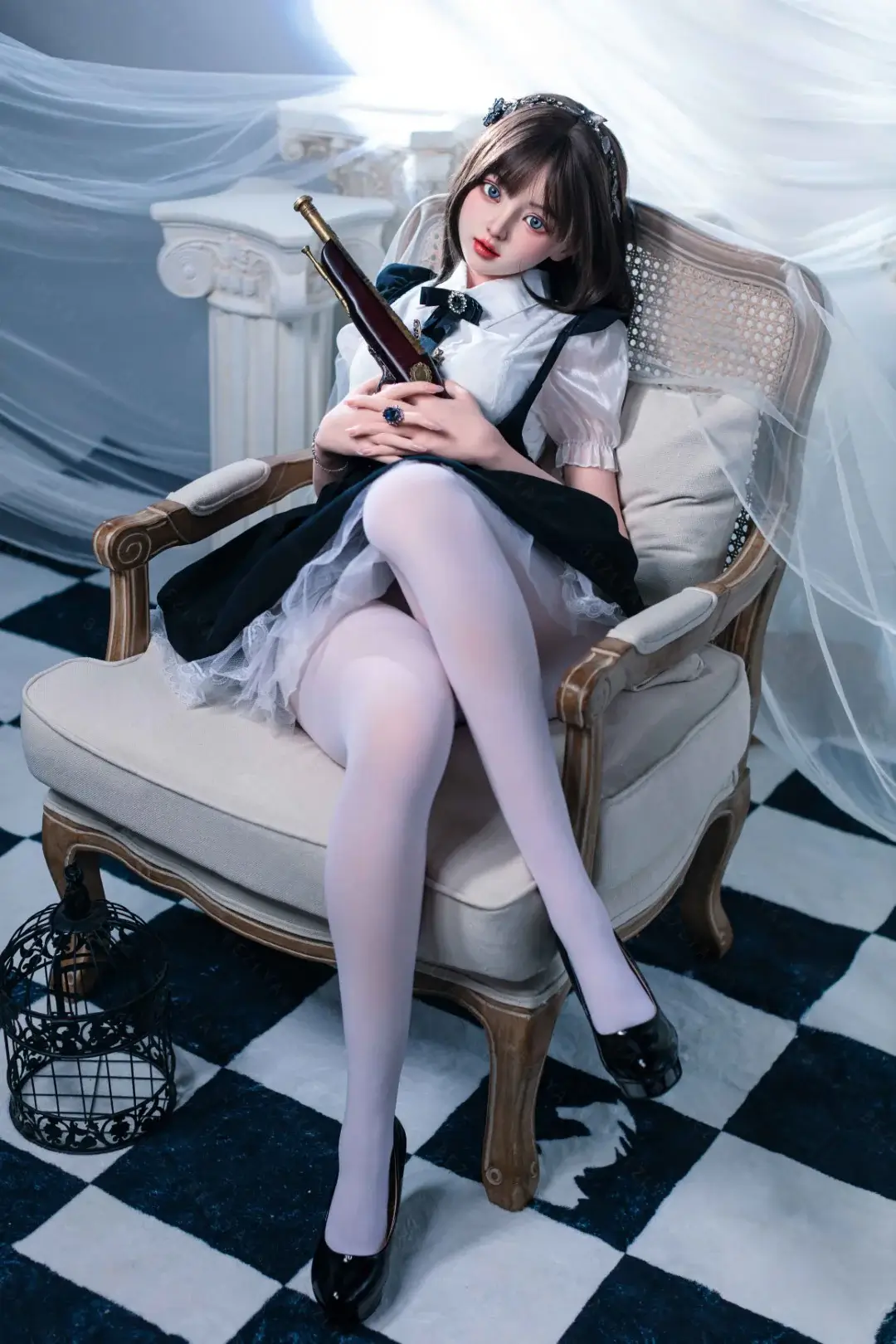 Bezlya-DollDimension_15_dd998520-2635-43e6-8de5-87f8f71e934f