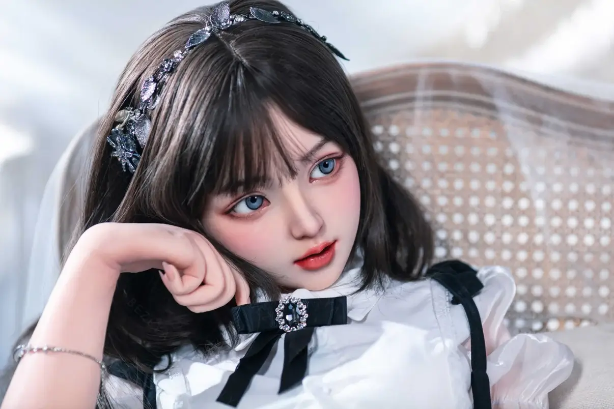 Bezlya-DollDimension_24_2a28287d-71ed-476e-b2ae-a5ff999ef9c2