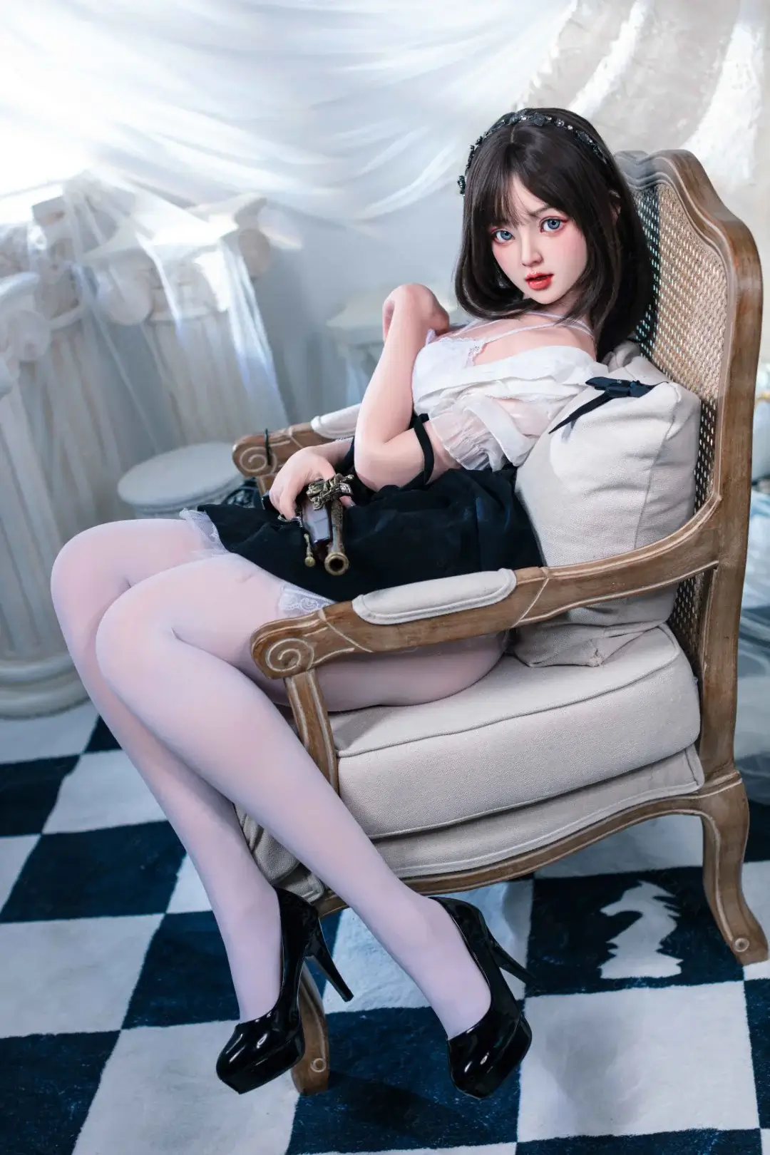 Bezlya-DollDimension_34_f7d0eb81-ddb4-4ea3-8c9b-646ca5007f57