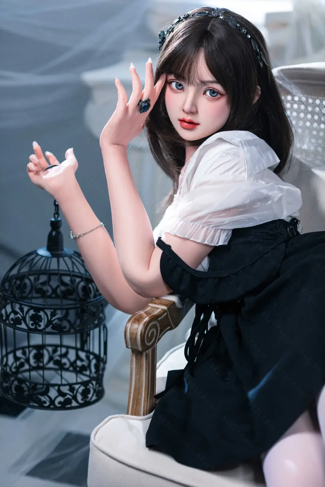 Bezlya-DollDimension_47_7fbacc44-cda3-4f92-8951-7a07562b6e01
